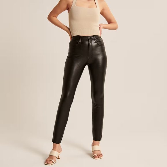 Abercrombie & Fitch Curve Love Vegan Leather Black Skinny Pants - Picture 2 of 11